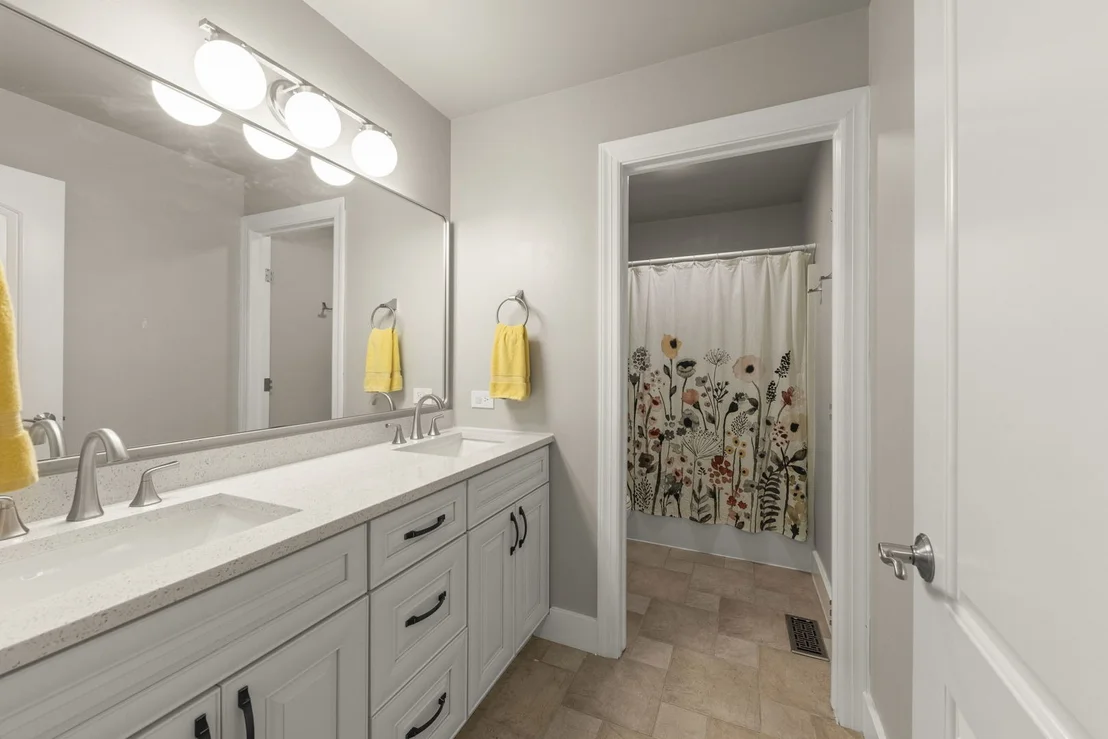 Photo of 26407 Silverleaf Drive