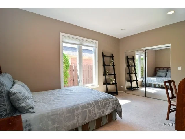 Photo of 878 Bristol Drive