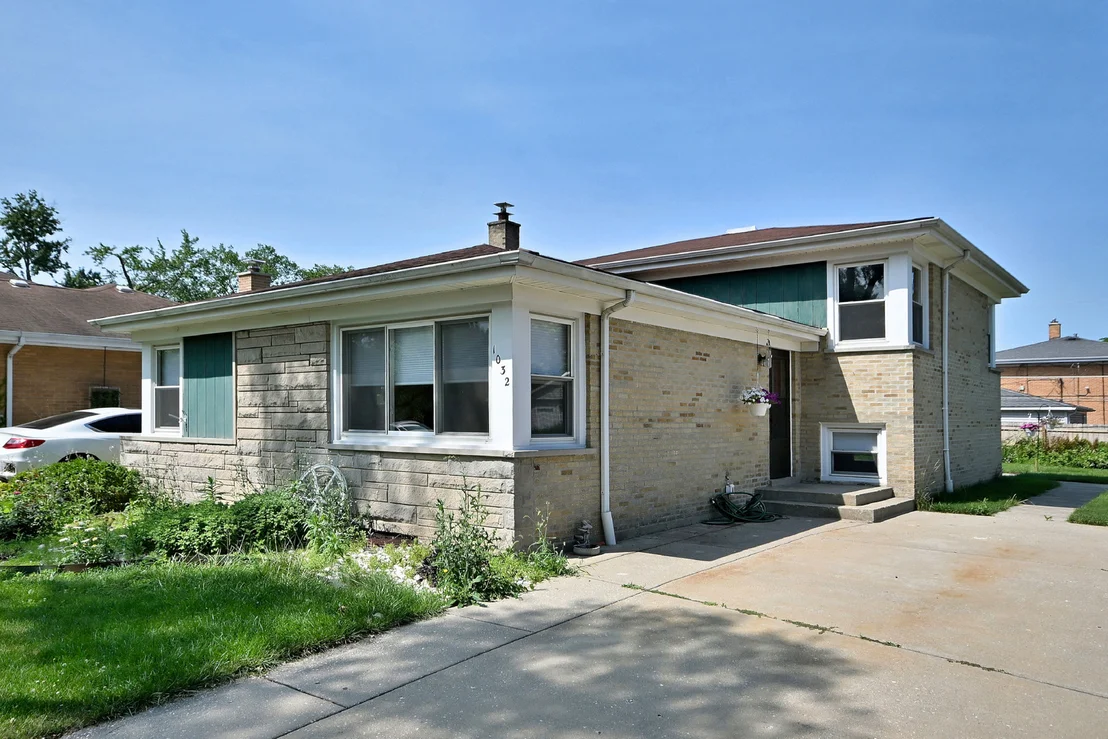 Photo of 1032 Daniel Drive