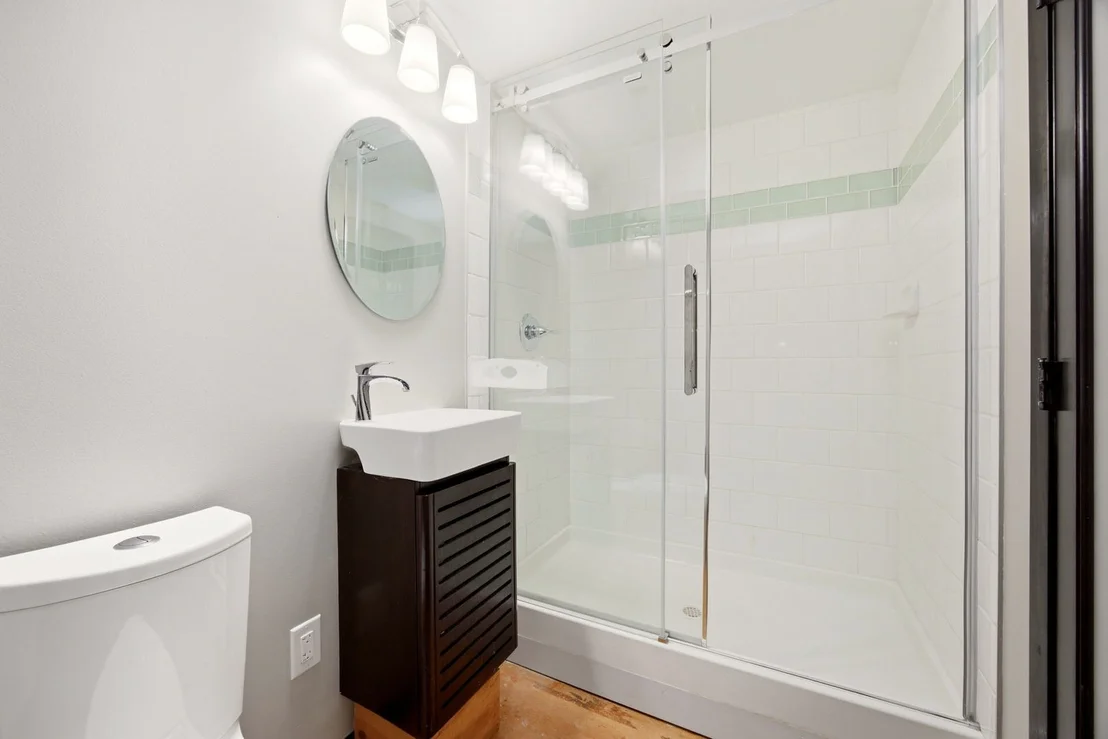 Photo of 1600 Harris Drive