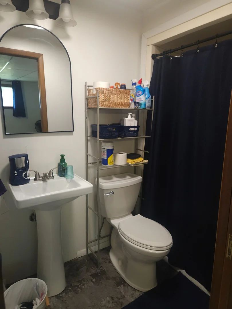 Photo of 1160 Westlawn Drive