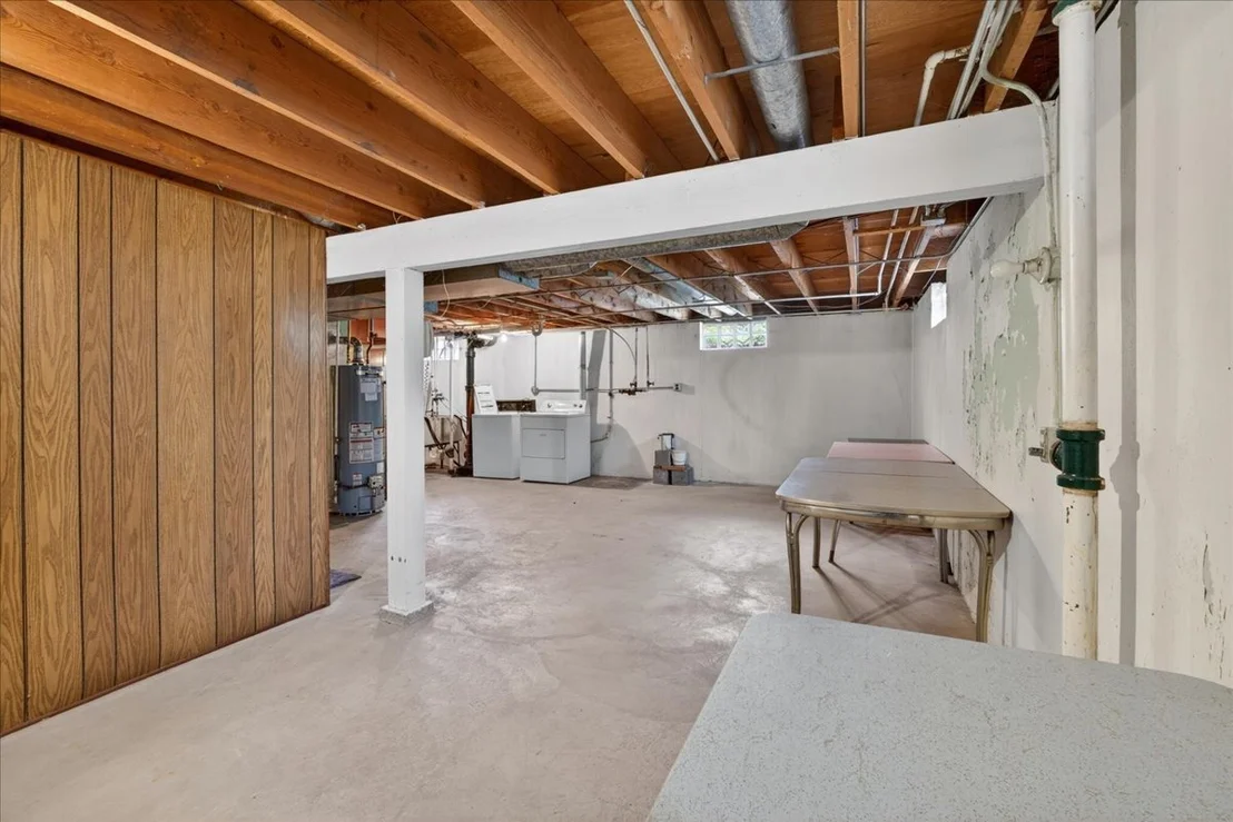 Photo of 404 Fairview Boulevard