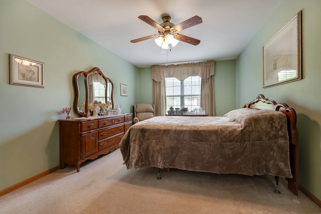 Photo of 13902 S Cambridge Circle
