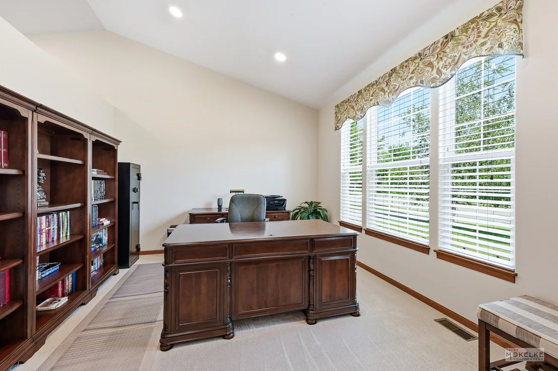 Photo of 6708 Langsford Lane