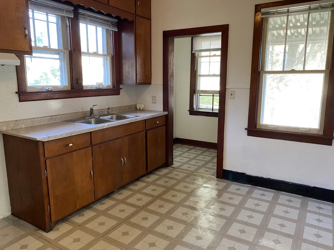 Photo of 1104 Pulaski Street