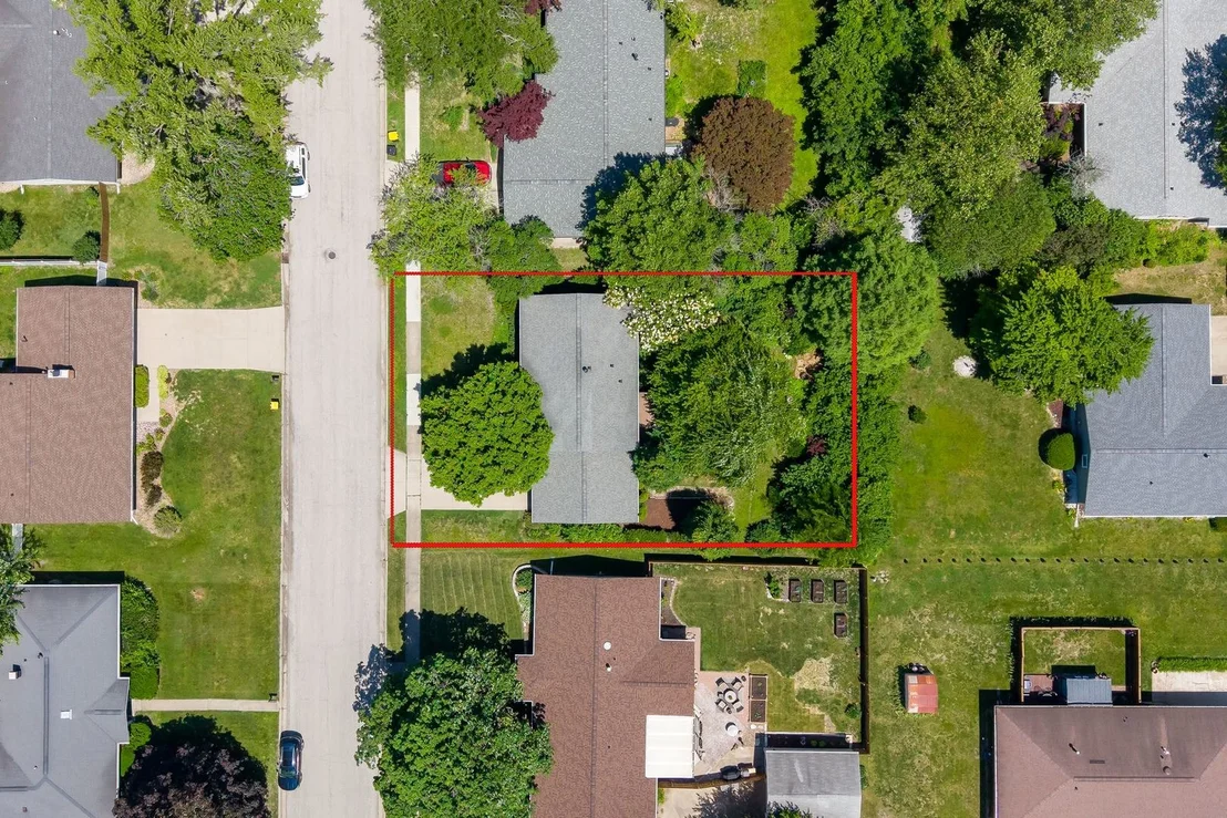 Photo of 218 Cambridge Drive