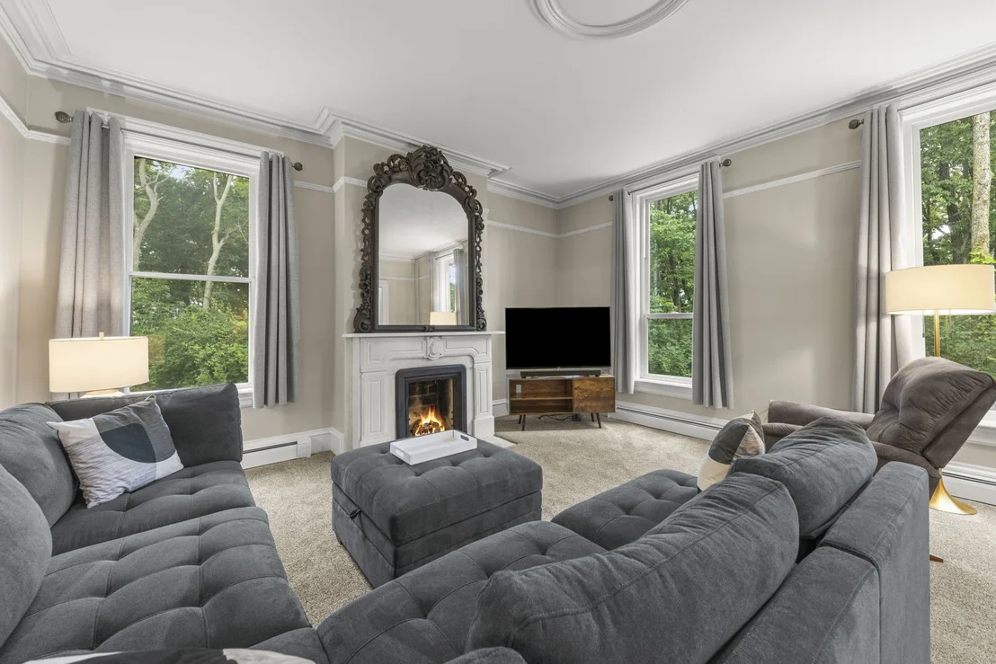 Photo of 7479 Grove Road