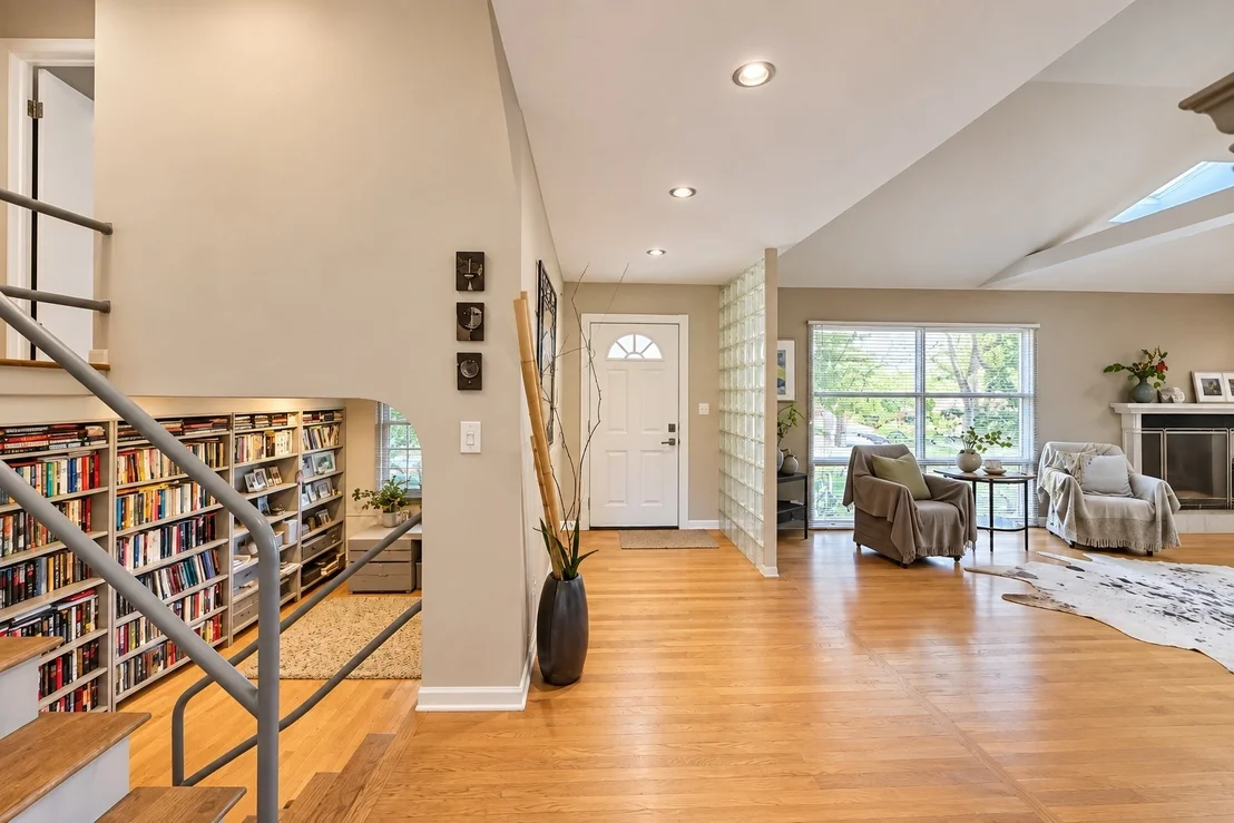 Photo of 426 Amherst Avenue