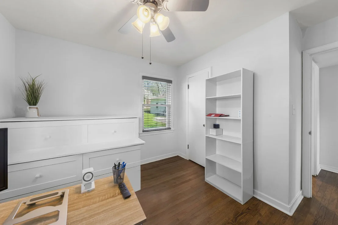 Photo of 1335 College Avenue