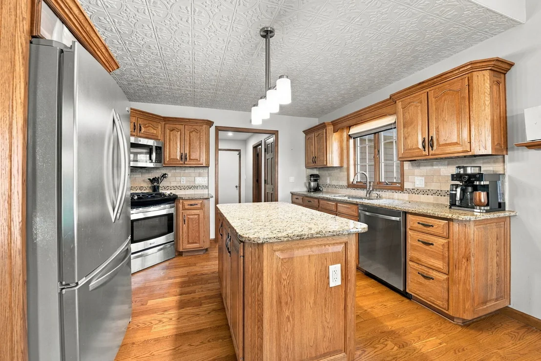 Photo of 1222 Vantage Lane
