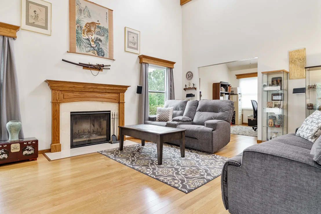 Photo of 881 Willowbrook Drive