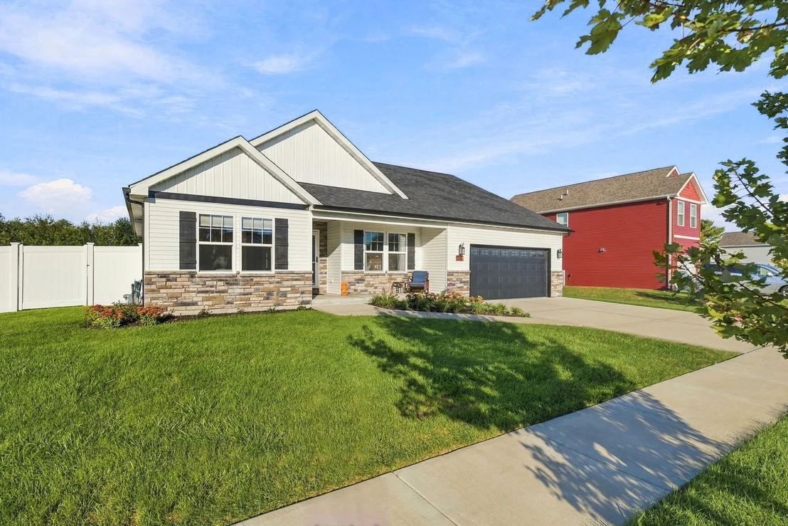 Photo of 2264 Chestnut Lane