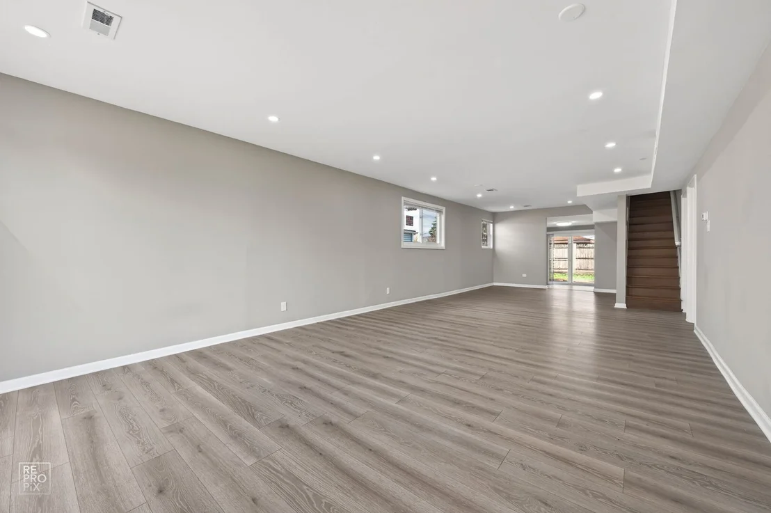 Photo of 4680 W 83rd Street