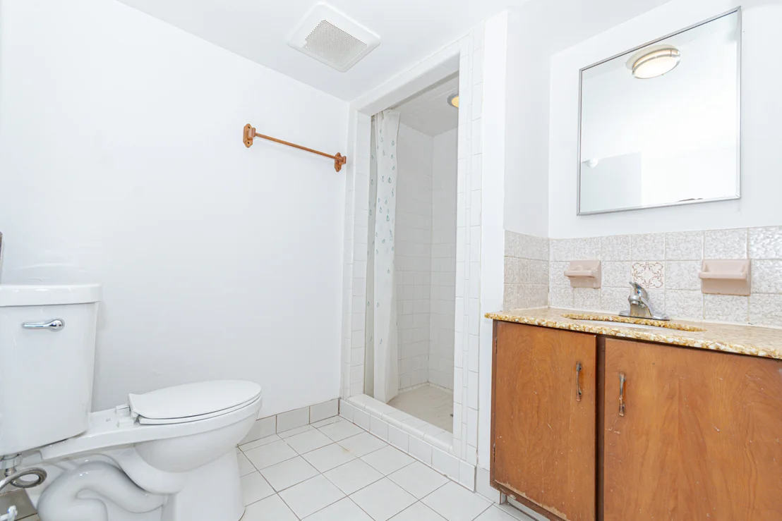 Photo of 5253 W Wrightwood Avenue