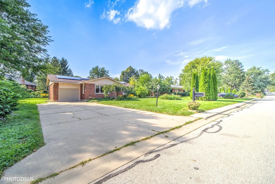 Photo of 722 N Stephen Drive