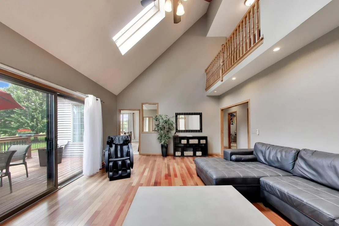 Photo of 214 Red Bud Circle