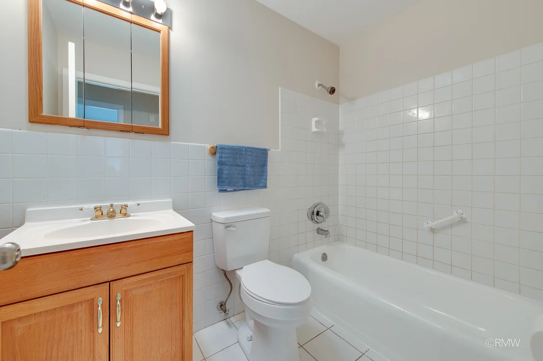 Photo of 691 Westmere Road