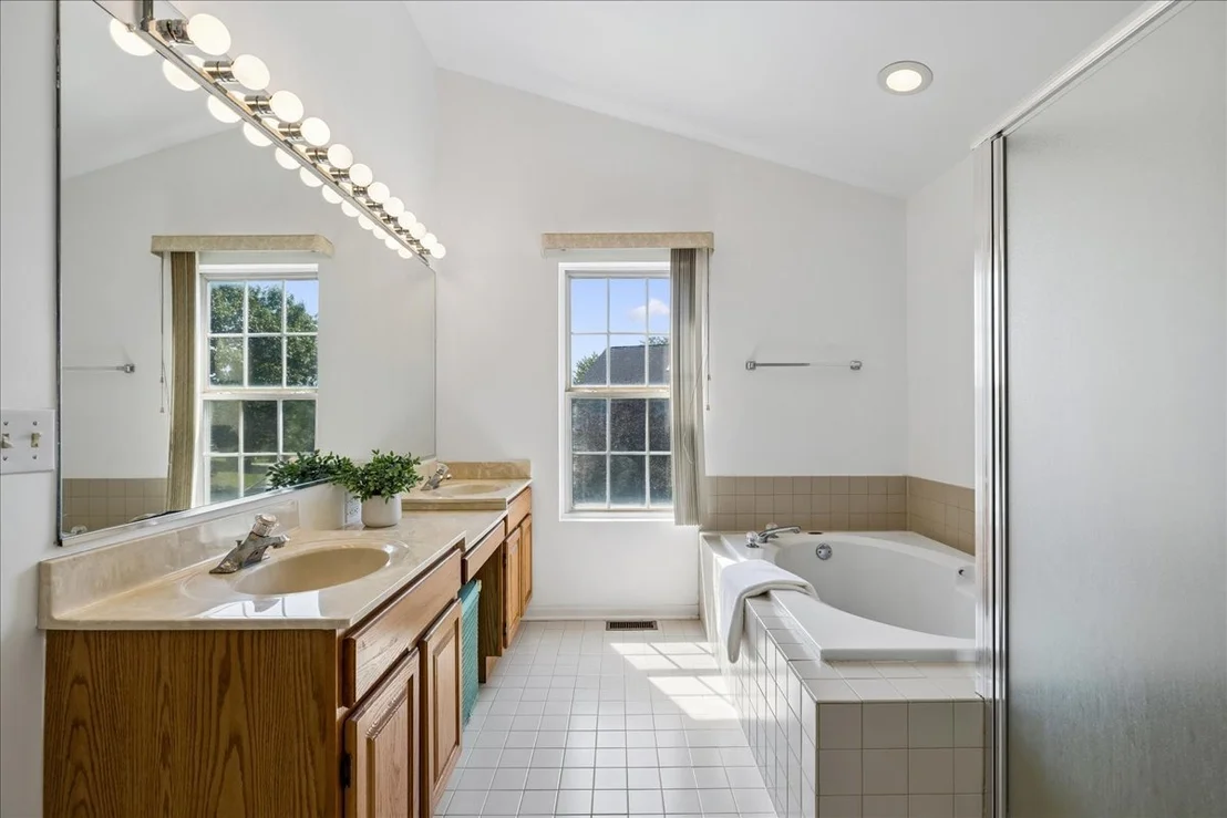 Photo of 650 Glenbrook Road