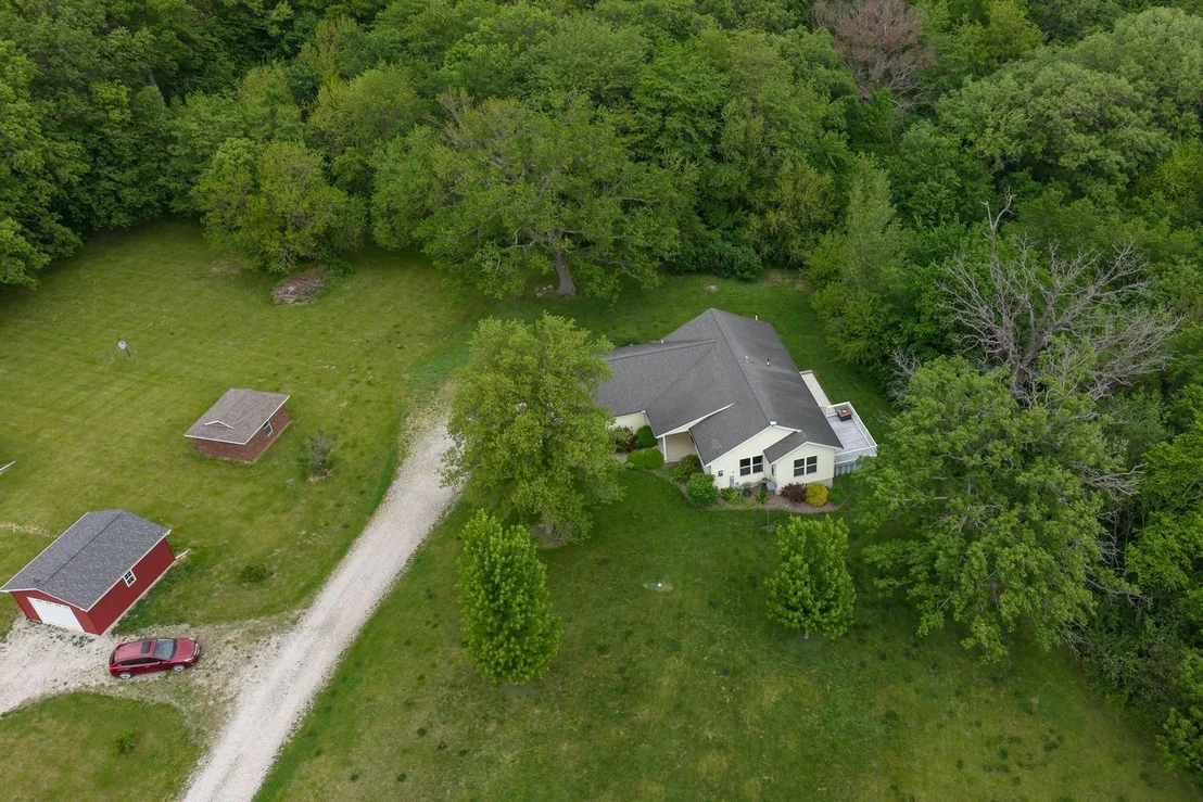 Photo of 2662 Evans Road