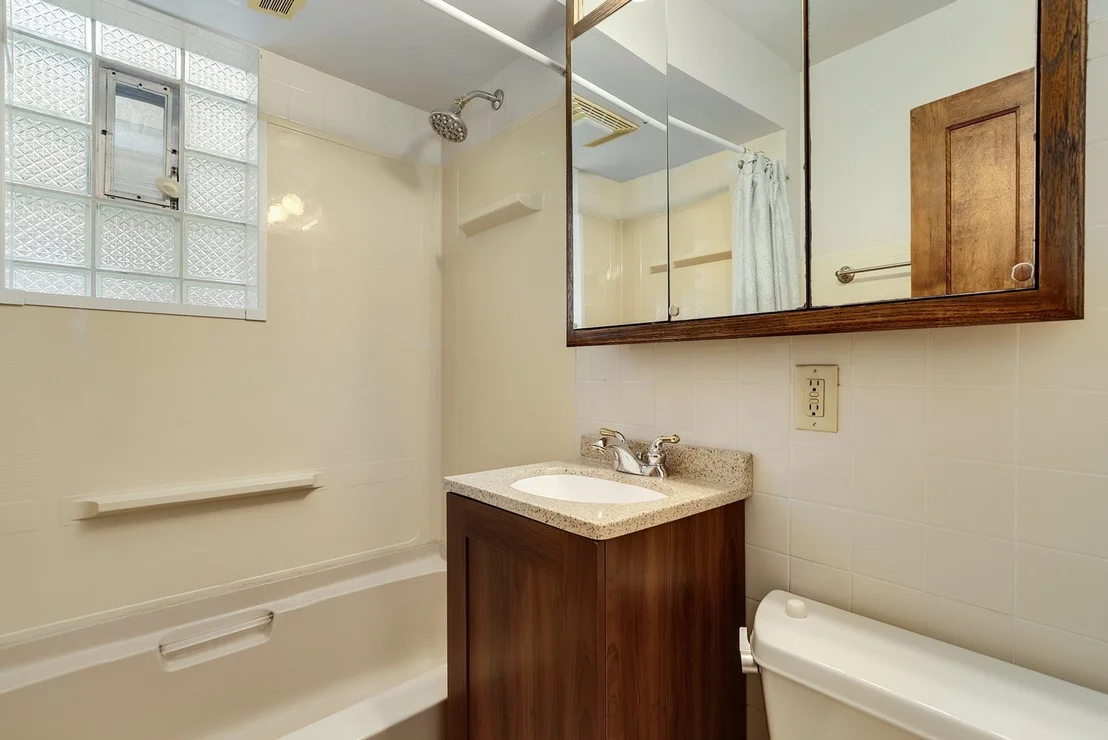 Photo of 6941 29th Place