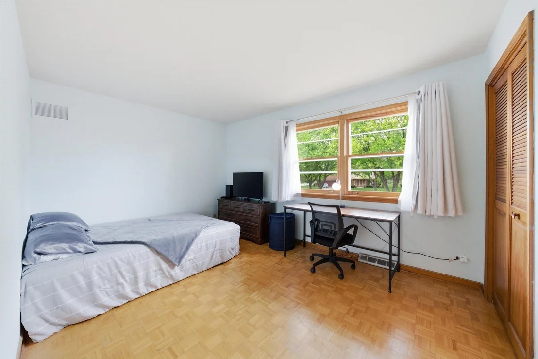 Photo of 2919 Embassy Row