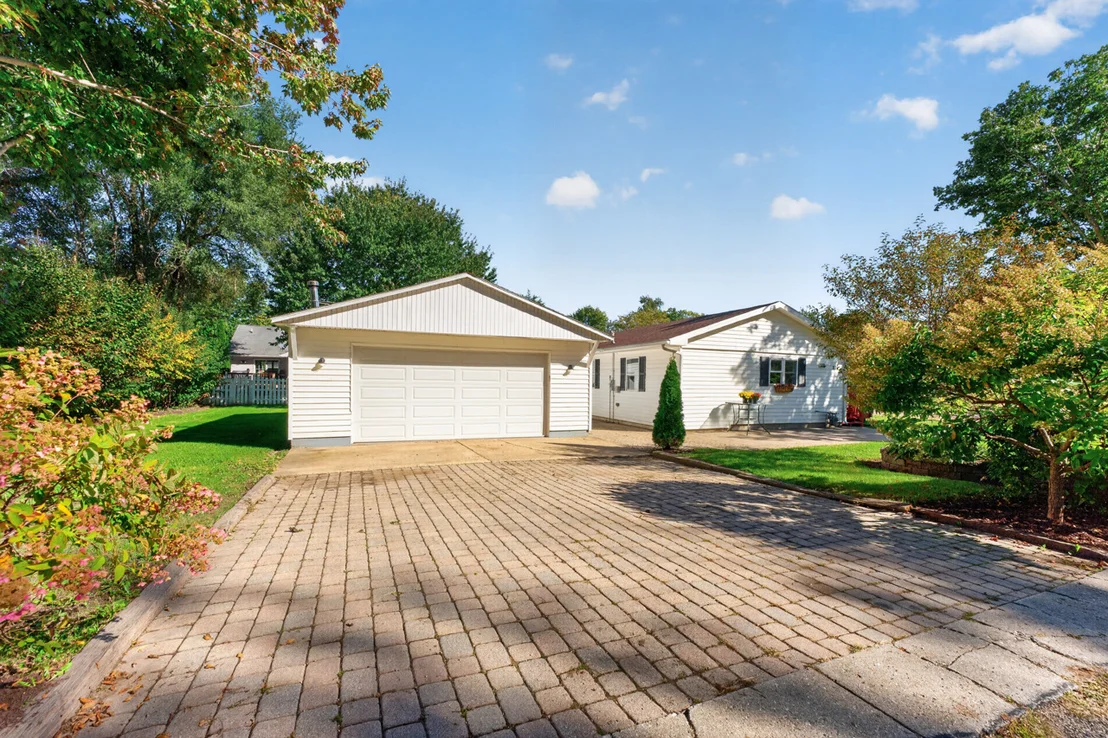 Photo of 216 9th Avenue