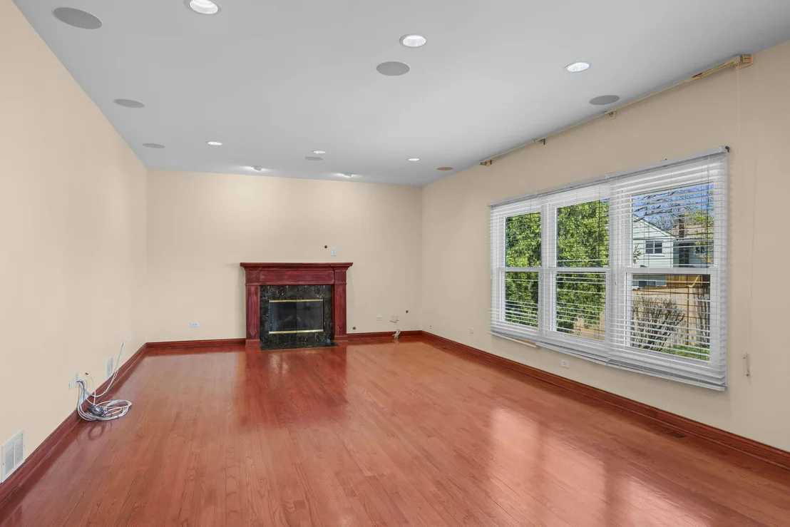 Photo of 155 Lilac Lane