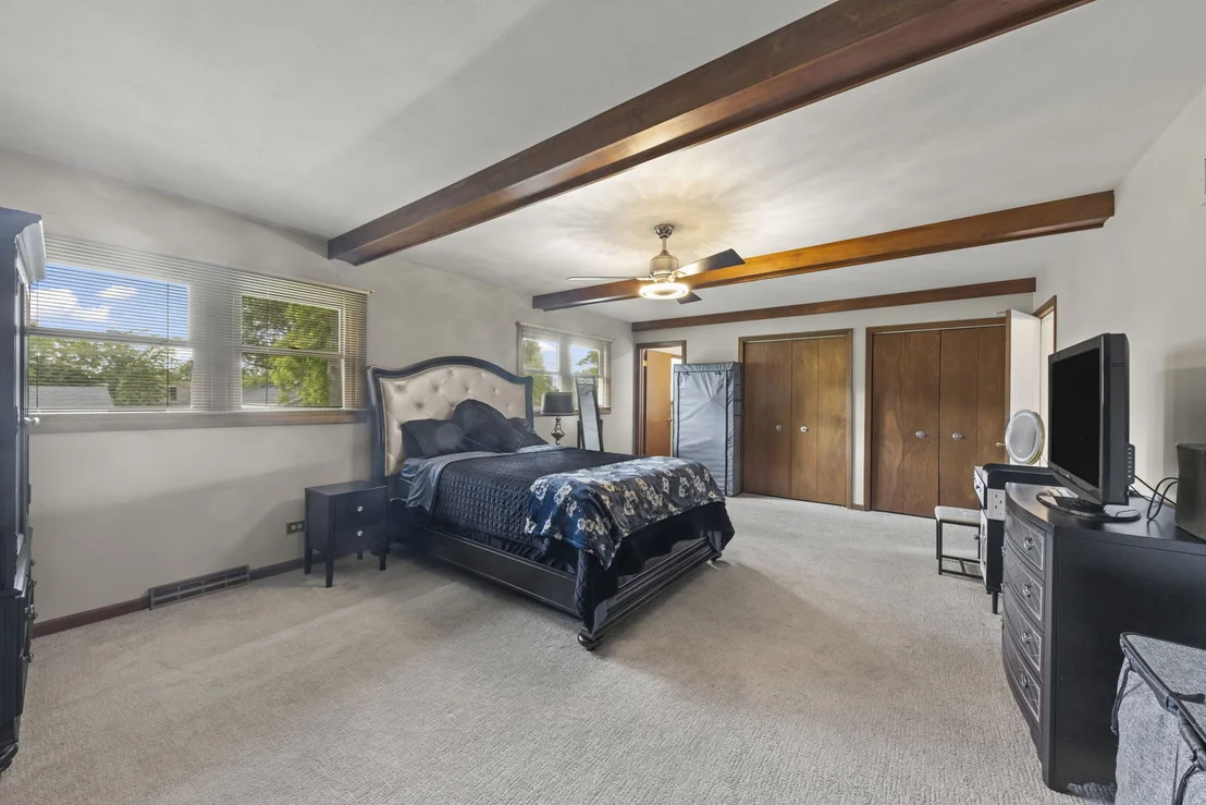 Photo of 403 W Harding Road