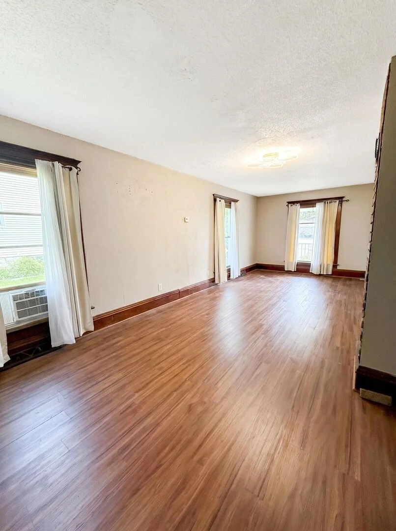 Photo of 240 Maple Street