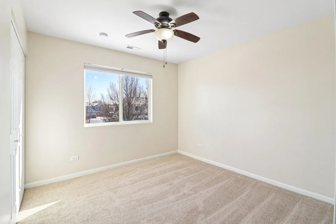 Photo of 914 Greenleaf Drive