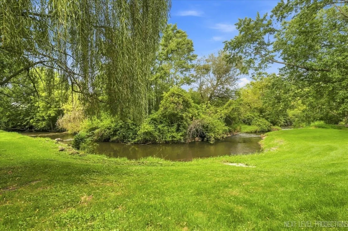 Photo of 3663 Wolf Road