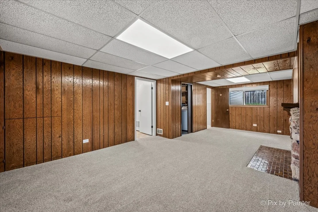 Photo of 555 Figard Lane