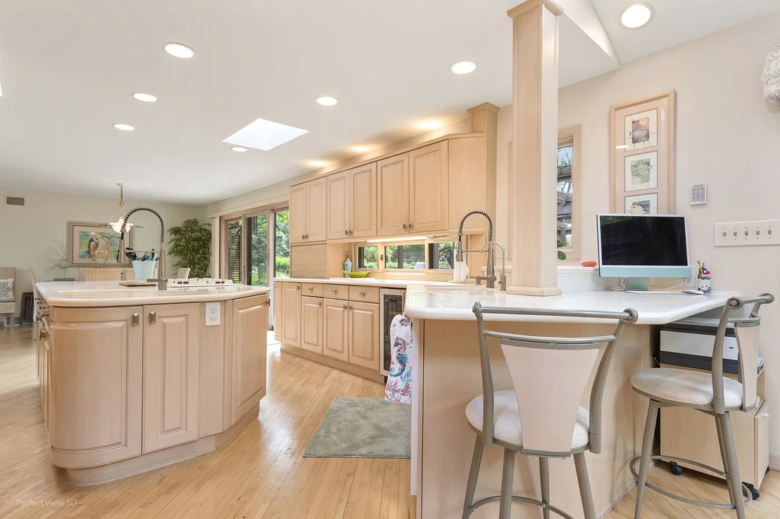 Photo of 40484 Sunset Drive N