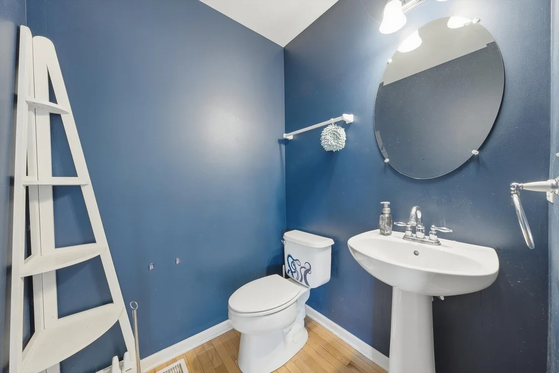 Photo of 1006 FOXVIEW Drive