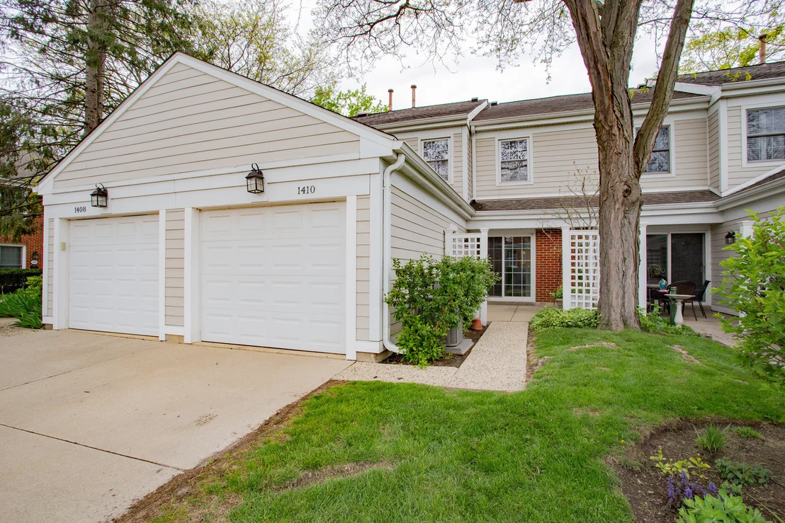Photo of 1410 Pebblecreek Drive
