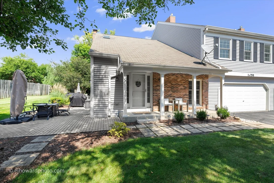 Photo of 2S758 Timber Drive