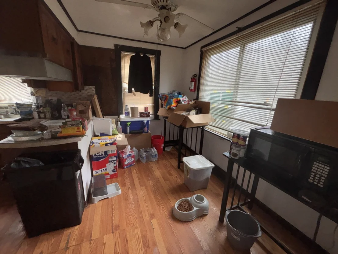 Photo of 16343 Central Park Avenue