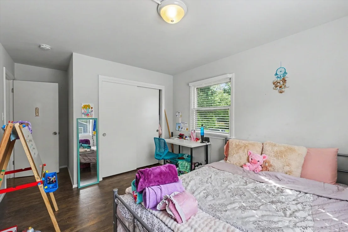 Photo of 1906 Winchester Drive