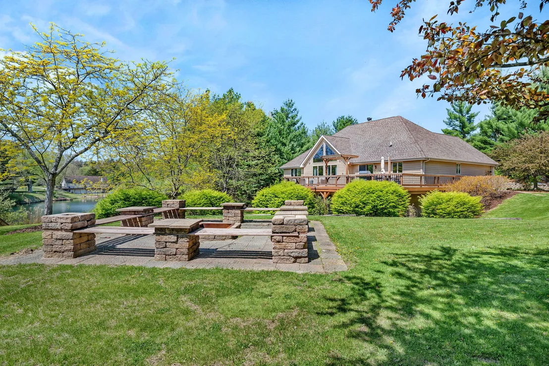 Photo of 4595 Shady Lane