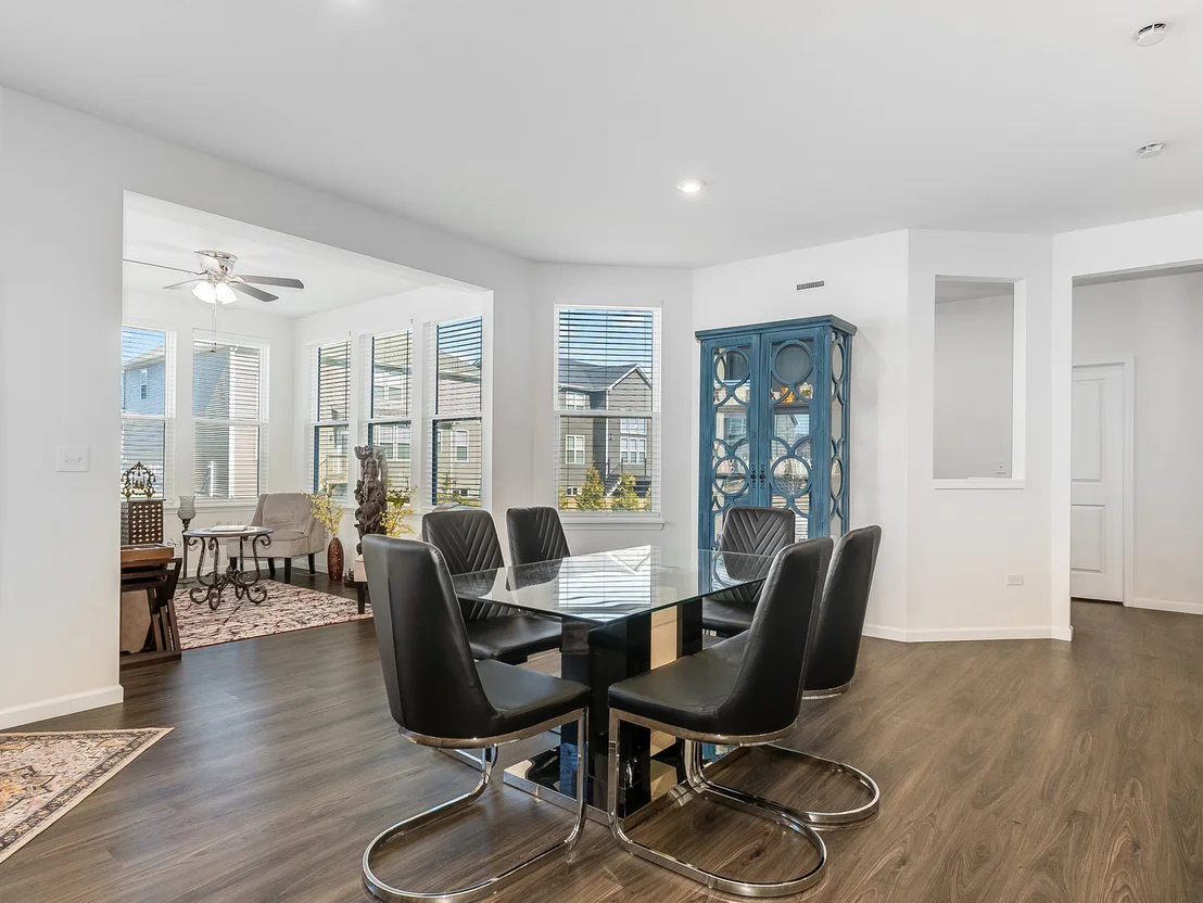 Photo of 2552 Weatherbee Lane
