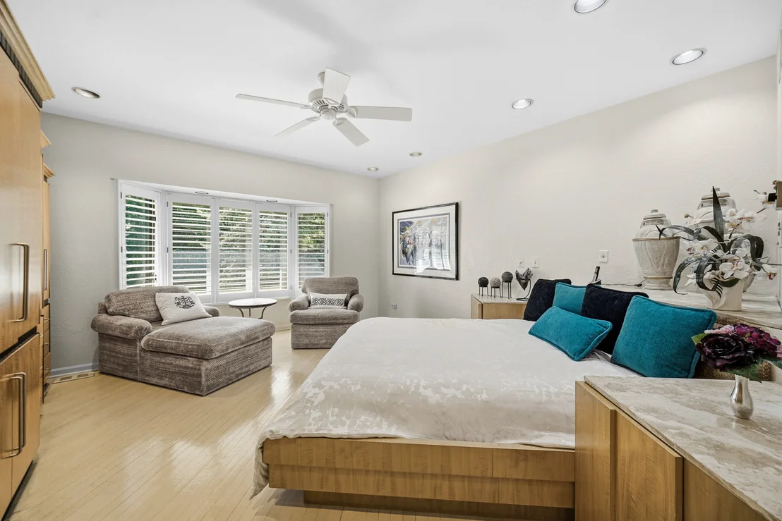Photo of 968 Coventry Lane