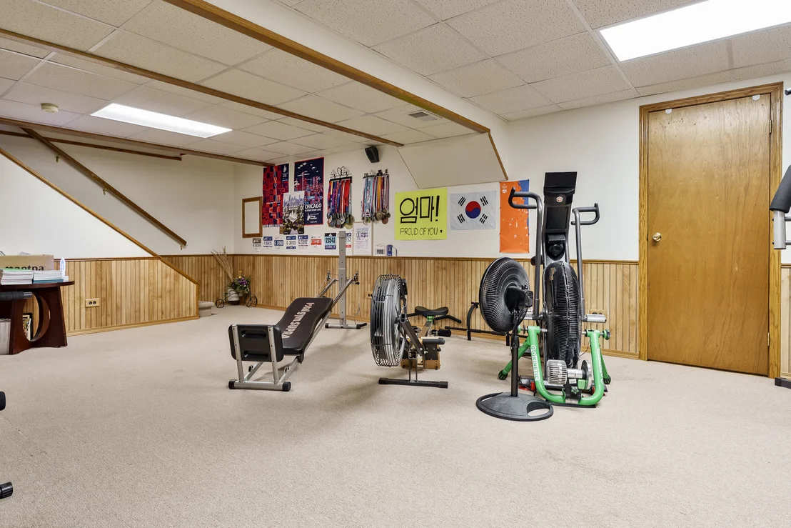 Photo of 881 Willowbrook Drive