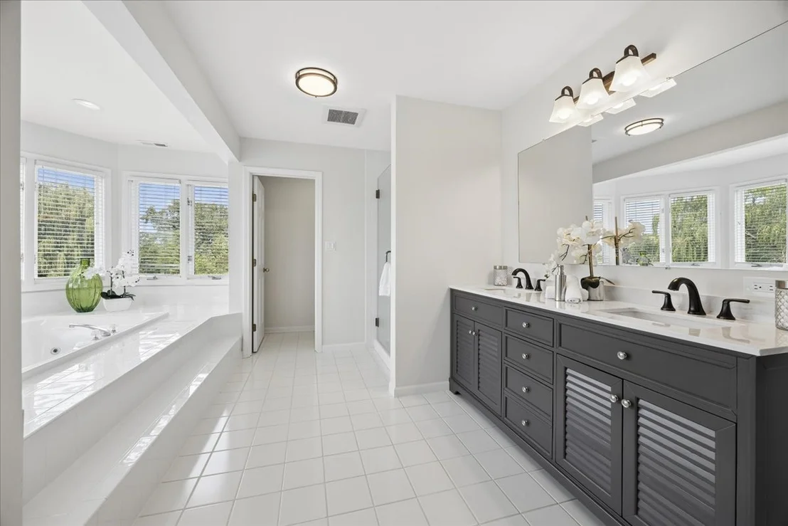 Photo of 2066 Bunker Circle