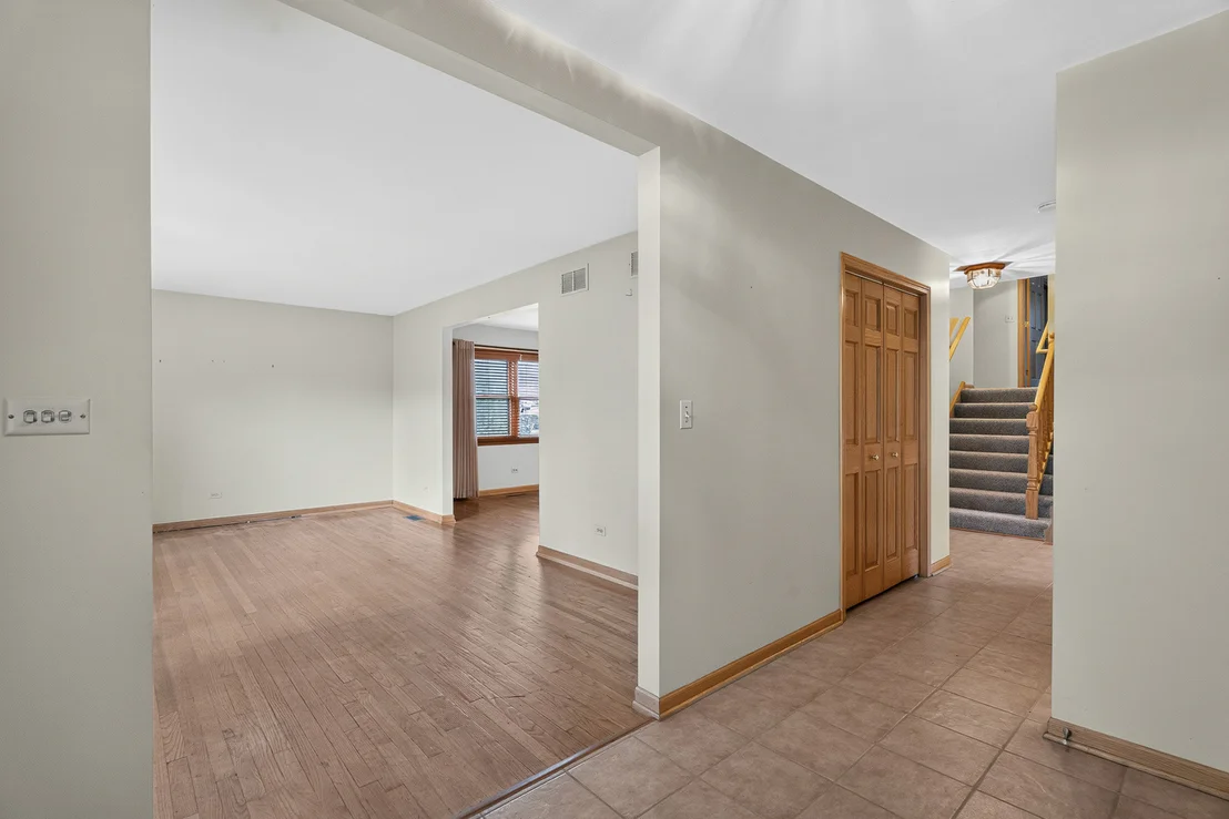 Photo of 7305 Summit Road