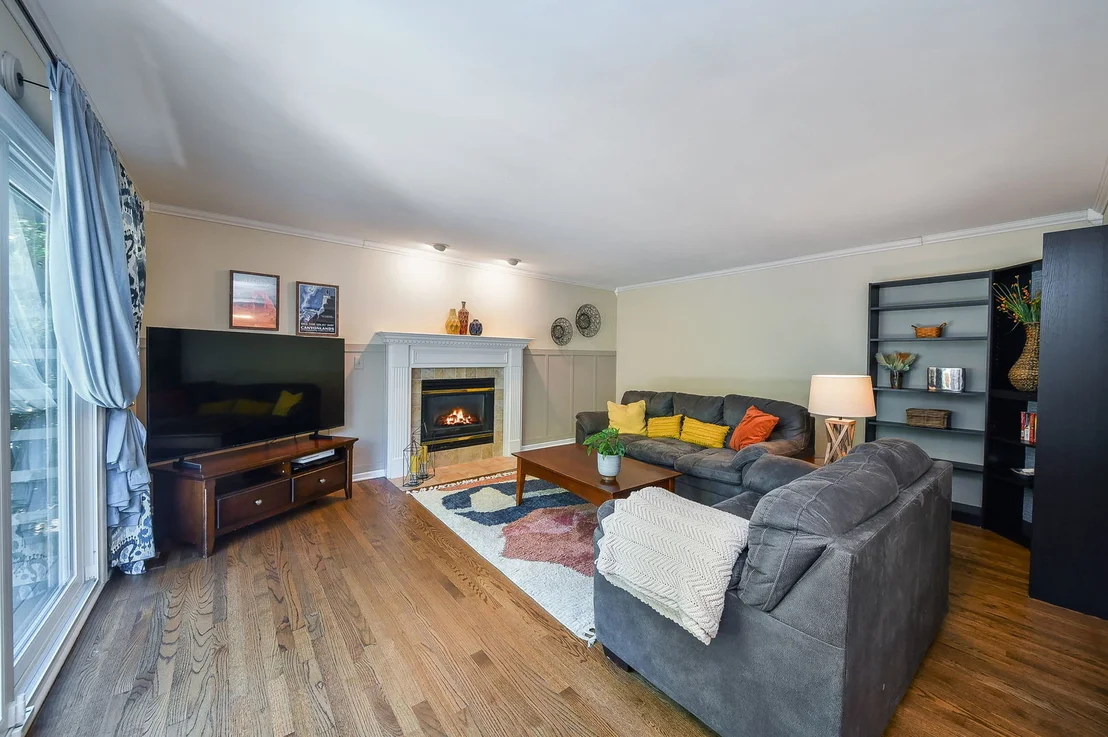Photo of 496 Waubonsee Circle