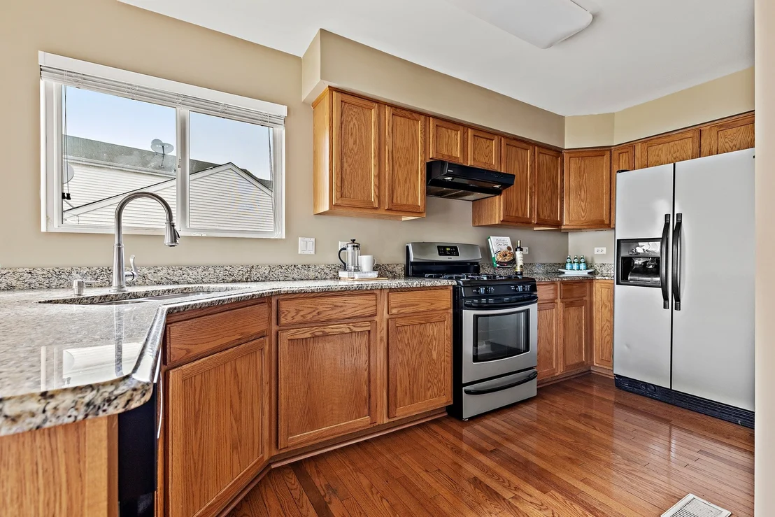 Photo of 907 Mission Boulevard