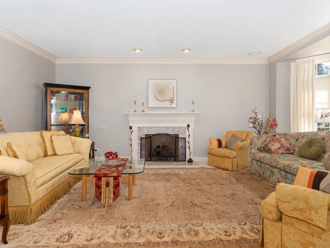 Photo of 818 Fox Glen Drive