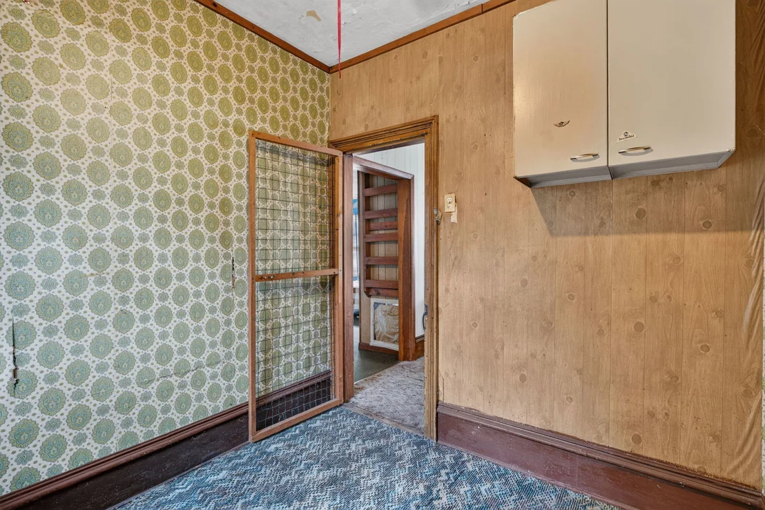 Photo of 406 W 3rd Street