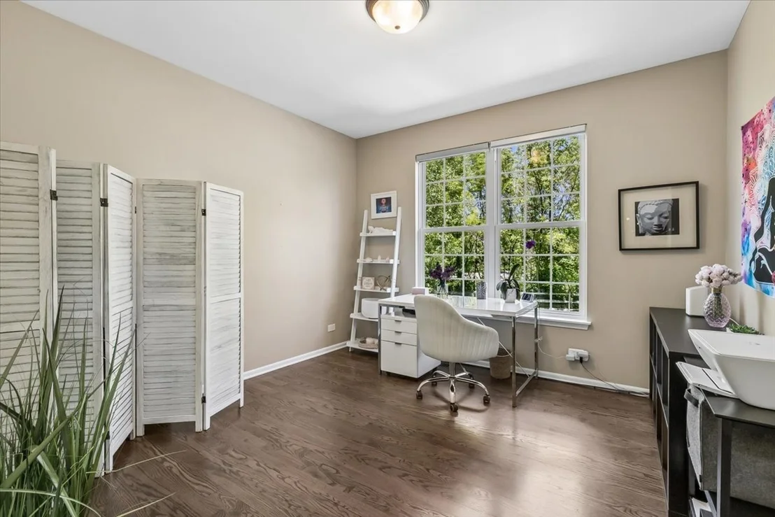 Photo of 1085 Waterview Circle