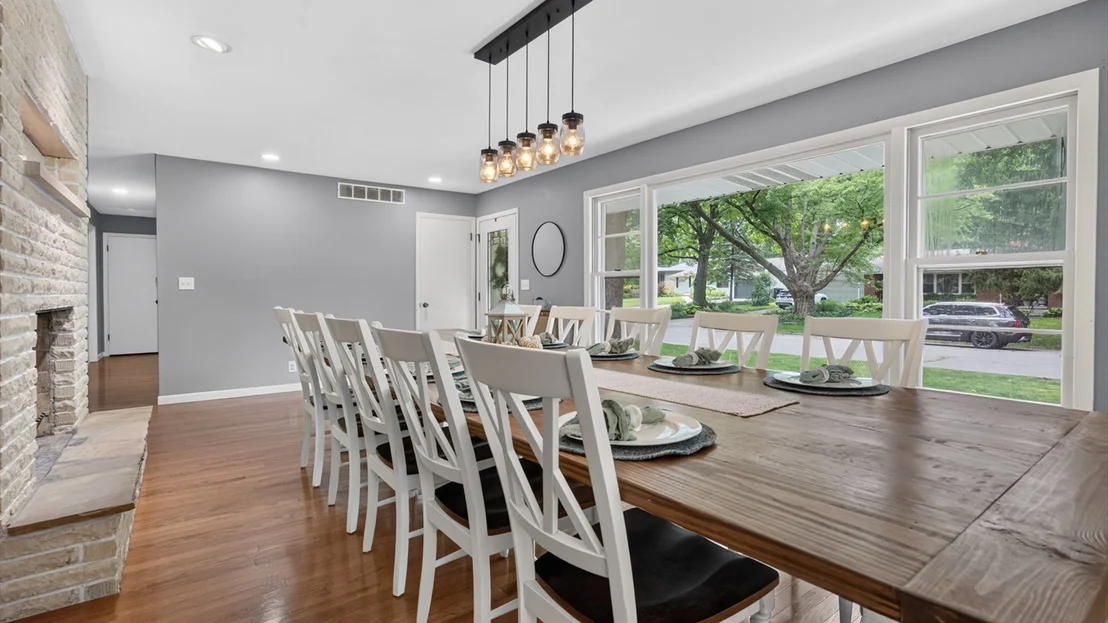 Photo of 1402 Maplewood Drive
